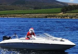 22 December 2021: Santa on Water