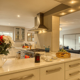 Villa 2 Kitchen - Stanford's Cove Villa - Xplorio™ Gansbaai