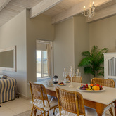 Villa 1 Dining Area - Stanford's Cove Villa - Xplorio™ Gansbaai