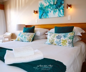 Fresh, White Linen and a Crisp Ocean Breeze