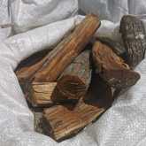 Fynbos Pole Depot Struisbaai - Xplorio™ Agulhas