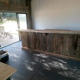 Indoor rustic pallet bar - New Life Woodwork - Xplorio™ Gansbaai