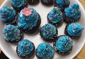 Freshly Baked Cakes and Cupcakes