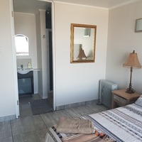 Ensuite Bathroom - Bellavista @ Baleana Bay - Xplorio™ Gansbaai 