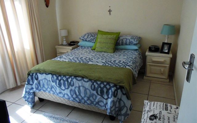 1_bed_bedroom_1646396372