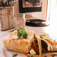 Pie - The Oak and Vigne Cafe - Xplorio™ Greyton