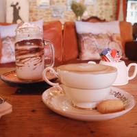 Coffee and Milkshake - The Oak and Vigne Cafe - Xplorio™ Greyton
