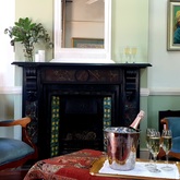 Vintage Firepalce - Kelkiewyn Guesthouse - Xplorio™ Caledon