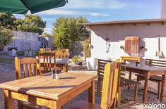 gansbaai_restaurant_the_bistro_outside_garden_1650962955
