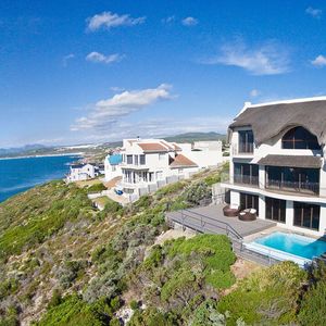 aerial_view_of_the_house_and_seaview_1562082374_1651558100