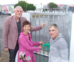 Noodsaaklike hek vir LSG aan Voortrekkerstraat se kant