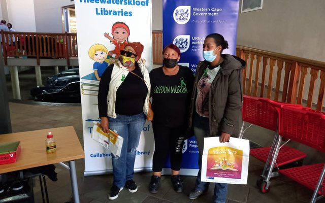 Ribbon hand out - Caledon Museum -  Xplorio™ Caledon