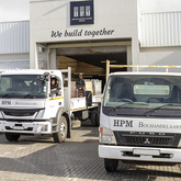Loading For Deliveries - HPM Bouhandelaars (Edms. Bpk) - Xplorio™ Struisbaai