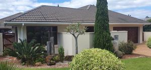 R19,000 | 5 Bedroom House to Rent in Hermanus Heights