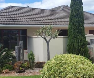 R19,000 | 5 Bedroom House to Rent in Hermanus Heights