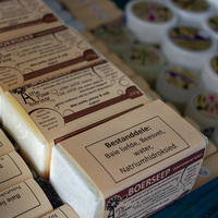 Charcoal Boerseep - Comfi Beds - Xplorio™ Hermanus