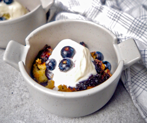 Recipe: Crunchy Berry Crumble