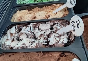 Gelato (12 Flavours)