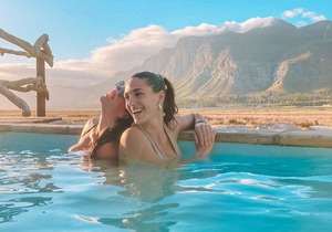 WIN 2 Days at Mosaic Lagoon Lodge with 3 Friends!