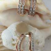 Golden Earrings - Tanzanites and Diamonds of Hermanus - Xplorio™ Hermanus