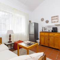 Room Six Kitchen - Fijnbos Manor - Xplorio™ Betty's Bay