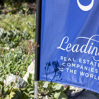 Flag - Chas Everitt Cape Agulhas- Xplorio™ Agulhas