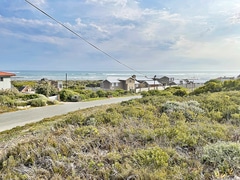 R1,595,000 | 648m² Vacant Land For Sale in Suiderstrand