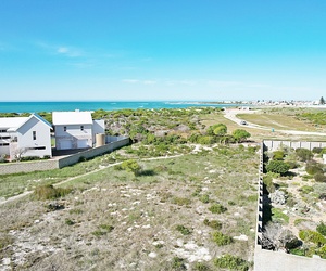 R2,500,000 | 1,286m² Vacant Land For Sale in Struisbaai