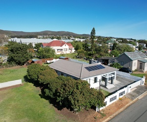 R2,095,000 | 3 Bedroom House For Sale in Bredasdorp