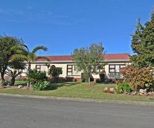 R1,850,000 | 3 Bedroom House For Sale in Bredasdorp