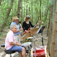 Entertainment - Greyton Rose Fair - Xplorio™ Greyton / Genadendal