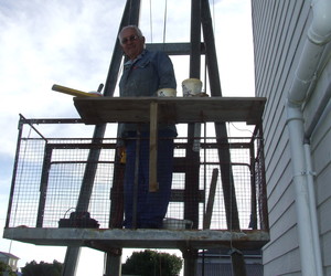 Tuisgemaakte ‘Hysbak’ vir Instandhoudingswerk