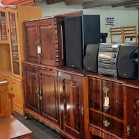 Bayside Discount Furnishers - Kleinmond