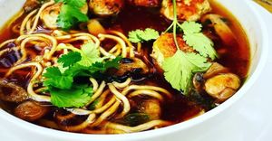 Spring Onion and Coriander Chicken Meatballs