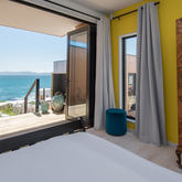 Whale & Gin Spotter - Xplorio™ Gansbaai 