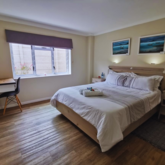 Main Bedroom - Rest and Sea Self-catering - Xplorio™ Gansbaai