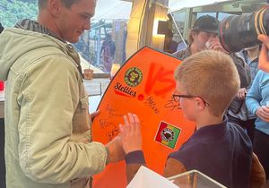 Junior en Mans Lyfplankkampioen: Tristan Roberts