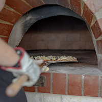 Woodfired Pizza - Trawlers Pizza - Xplorio™ Gansbaai 